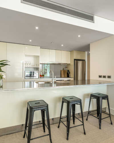 06-Astra-Apartments-Auckland-2-bed-lq-hs-kitchen Good sized kitchens in Astra Apartments Corporate Residences Auckland