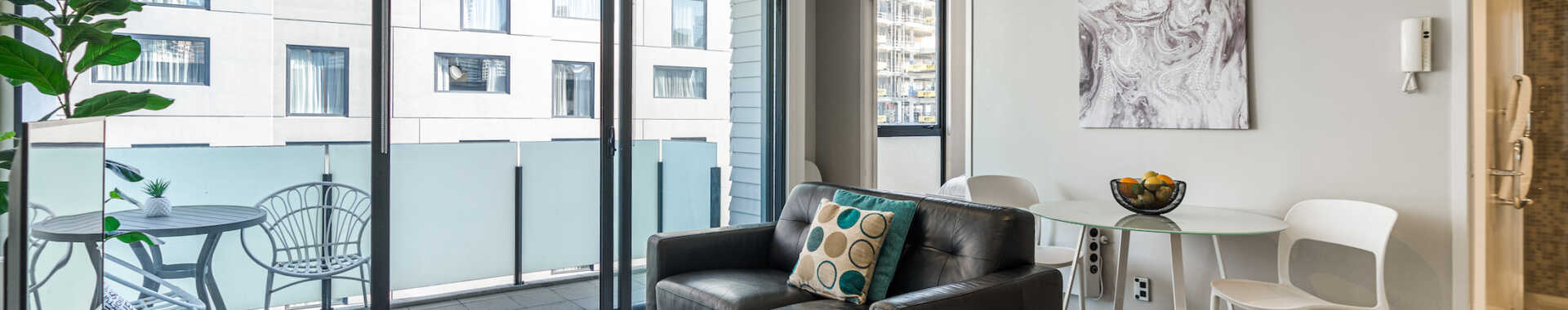 Astra apartment accommodation Auckland in Lighter Quay for extended stays